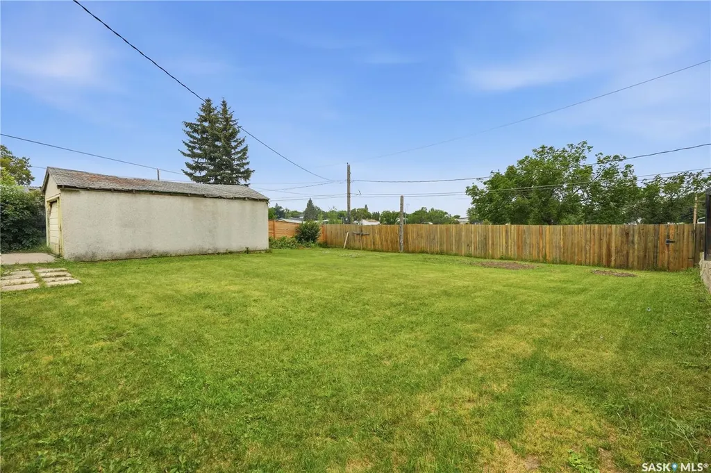 145 Ellison Crescent Regina SK S4R 4V6