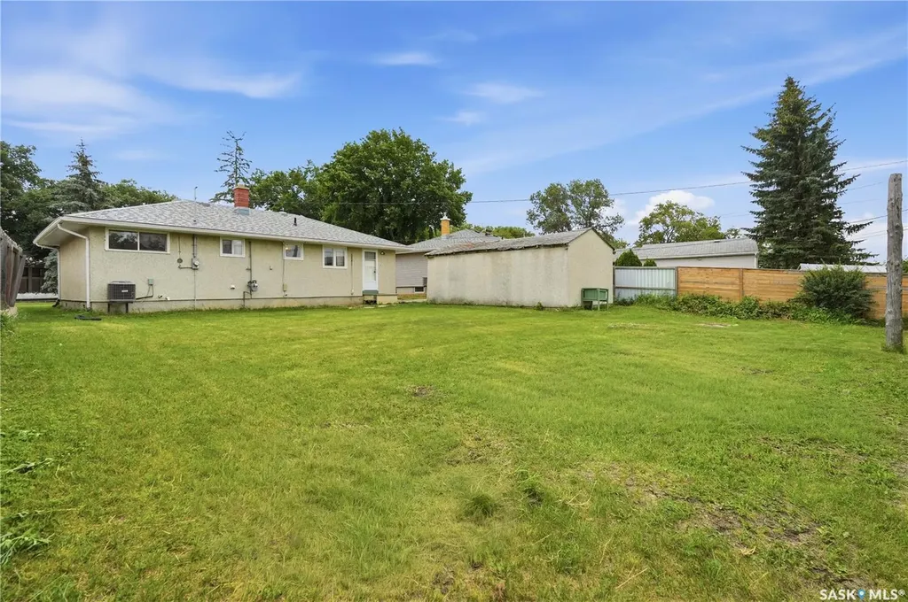 145 Ellison Crescent Regina SK S4R 4V6