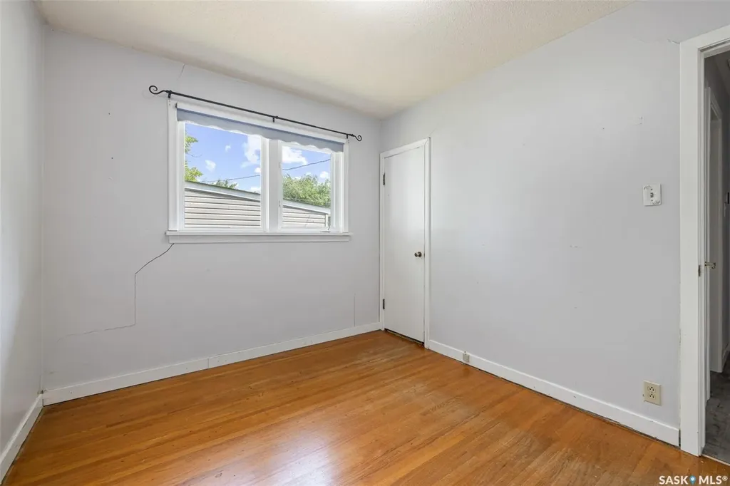 2457 Mackay Street Regina SK S4N 2T4