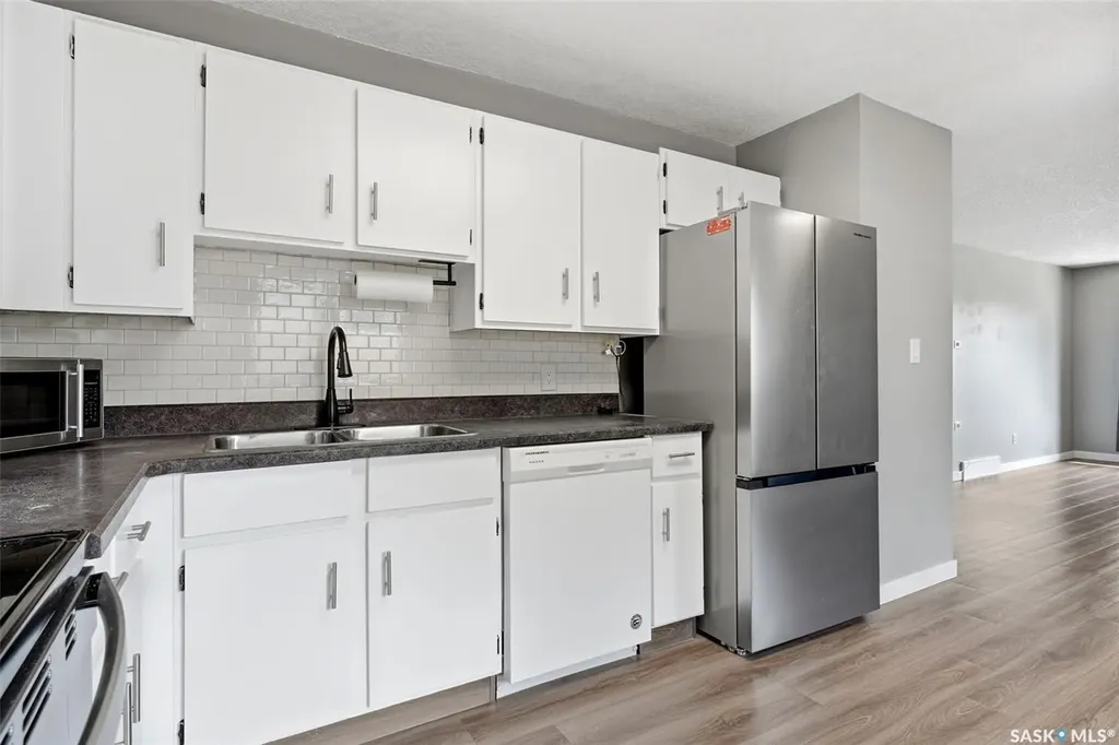 214 Church Drive Regina SK S4X 1M1