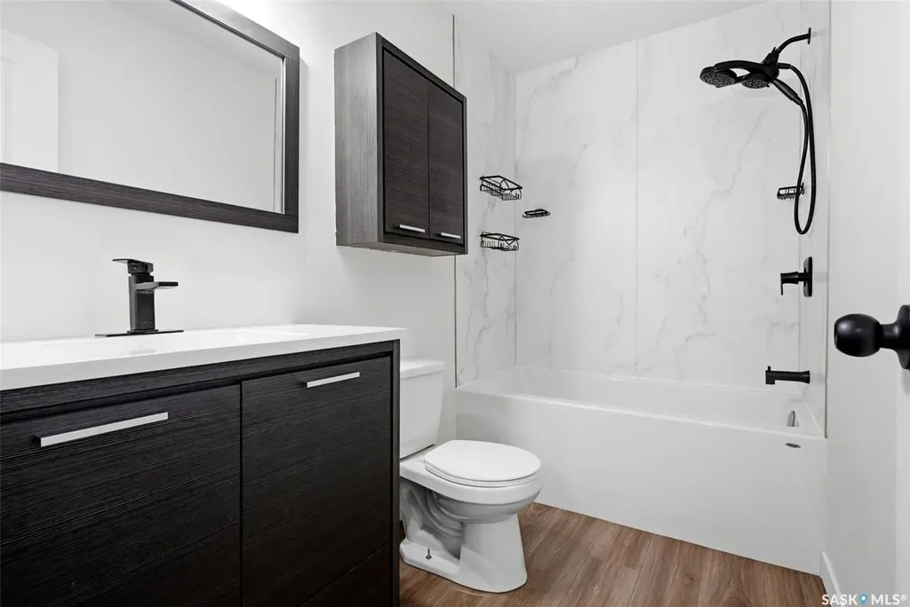 214 Church Drive Regina SK S4X 1M1
