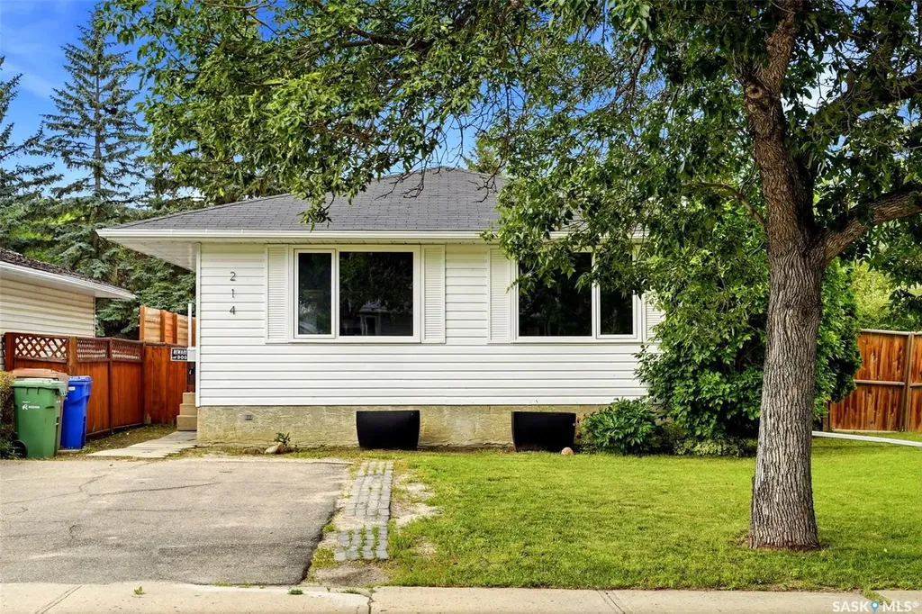 214 Church Drive Regina SK S4X 1M1