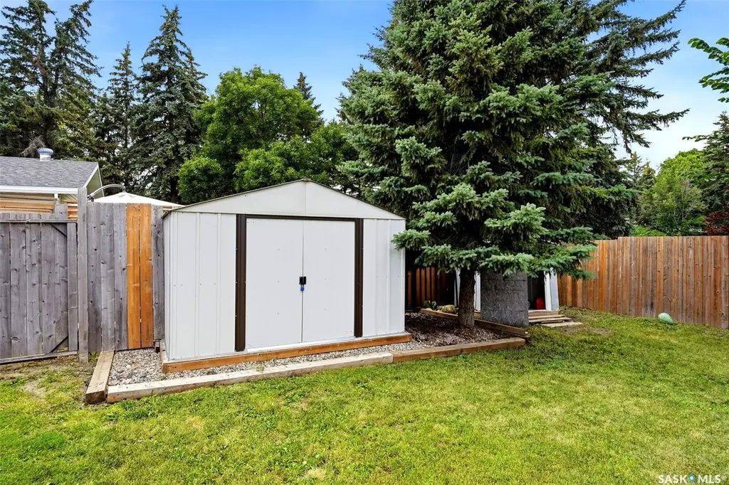 214 Church Drive Regina SK S4X 1M1