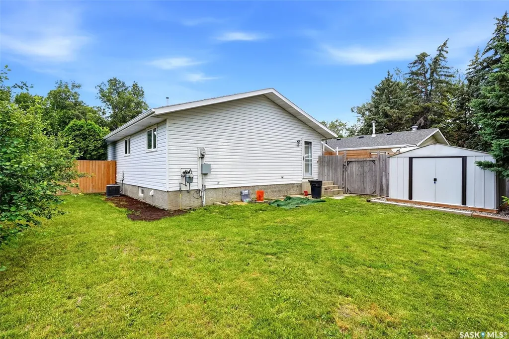 214 Church Drive Regina SK S4X 1M1