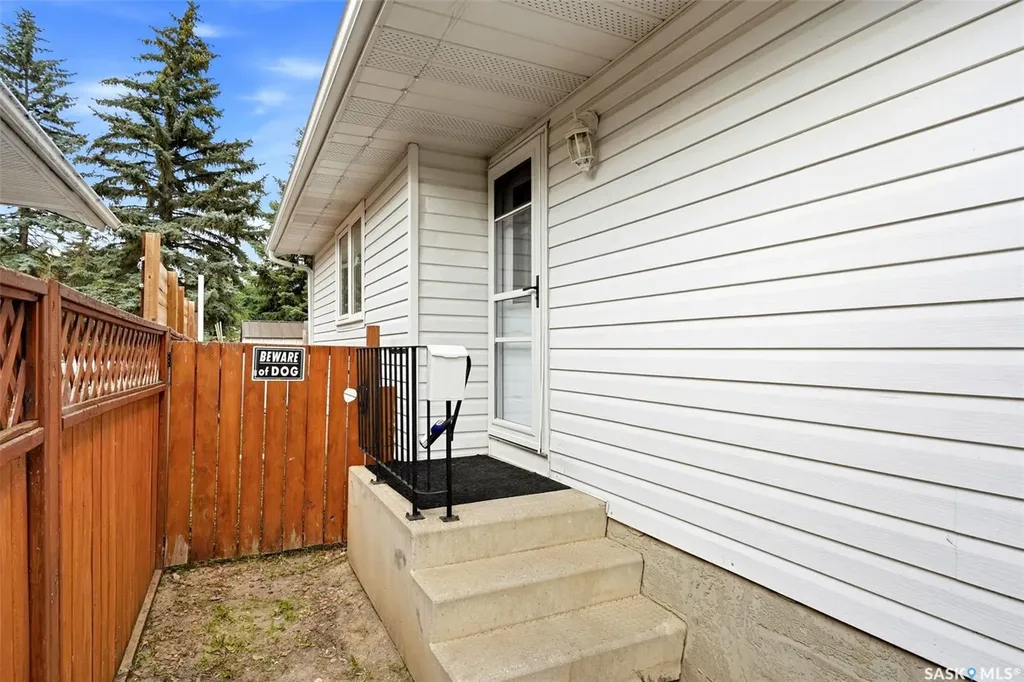 214 Church Drive Regina SK S4X 1M1