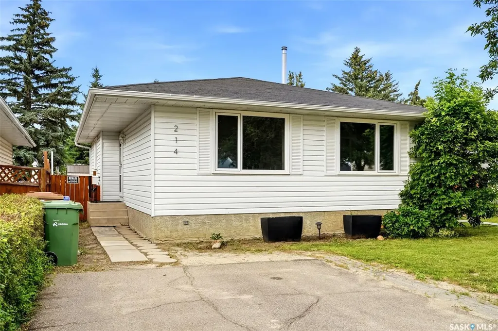 214 Church Drive Regina SK S4X 1M1