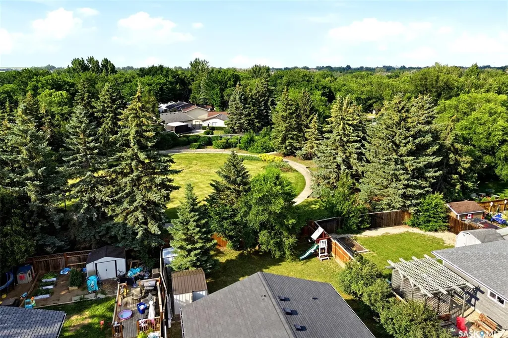 214 Church Drive Regina SK S4X 1M1