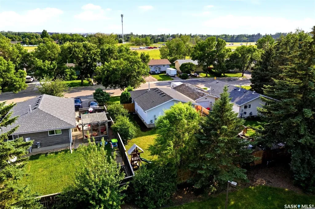214 Church Drive Regina SK S4X 1M1
