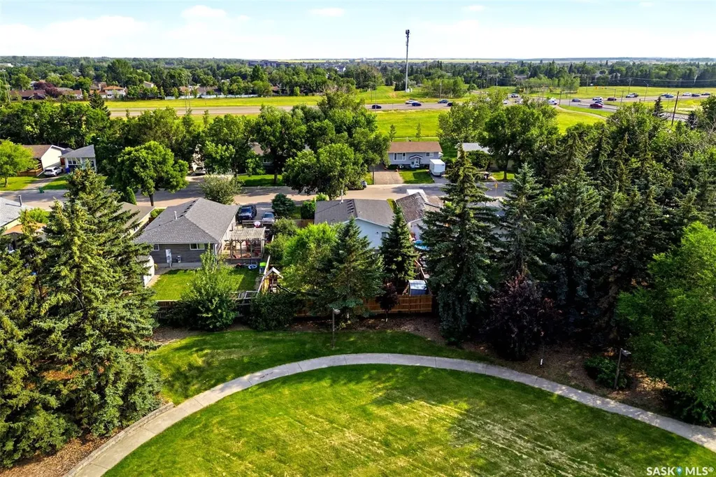 214 Church Drive Regina SK S4X 1M1