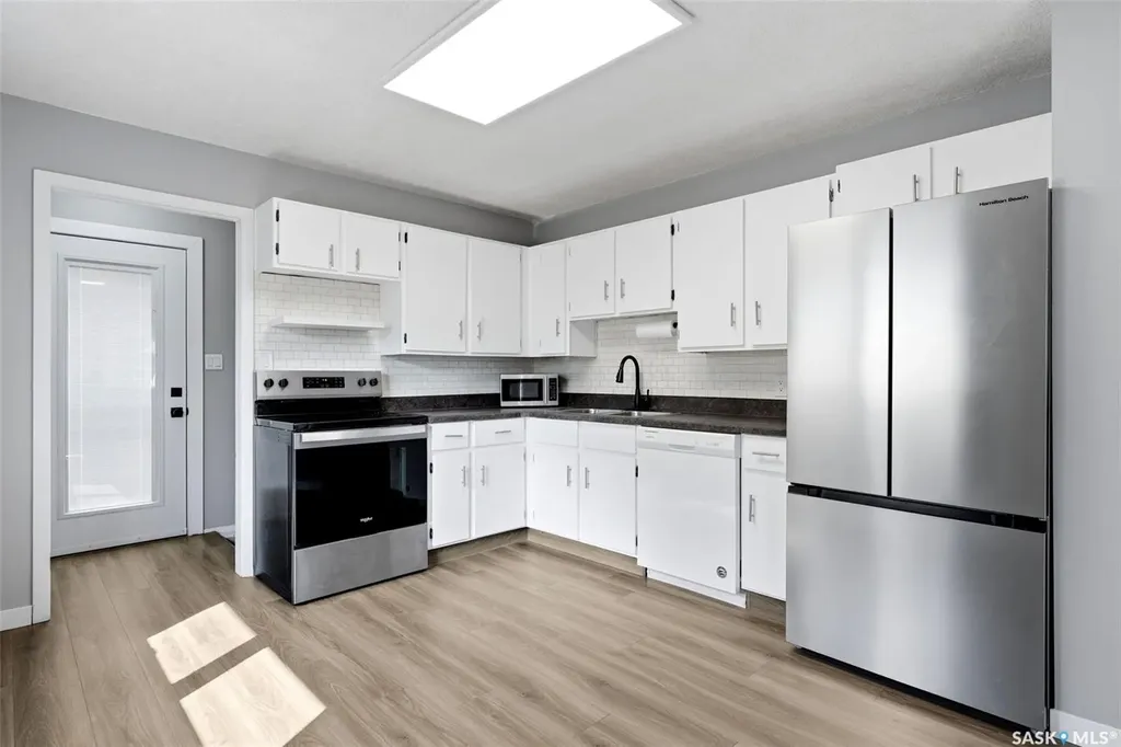 214 Church Drive Regina SK S4X 1M1