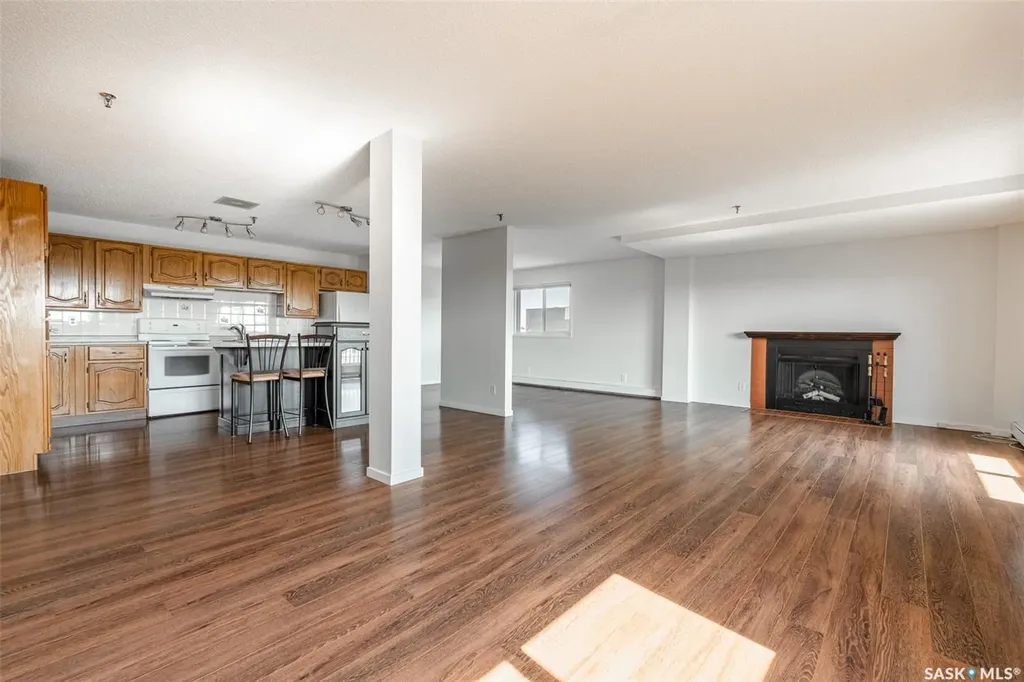 510 5th Avenue Saskatoon SK S7S 2R2