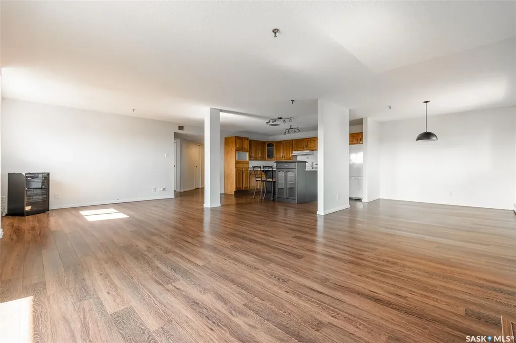 510 5th Avenue Saskatoon SK S7S 2R2