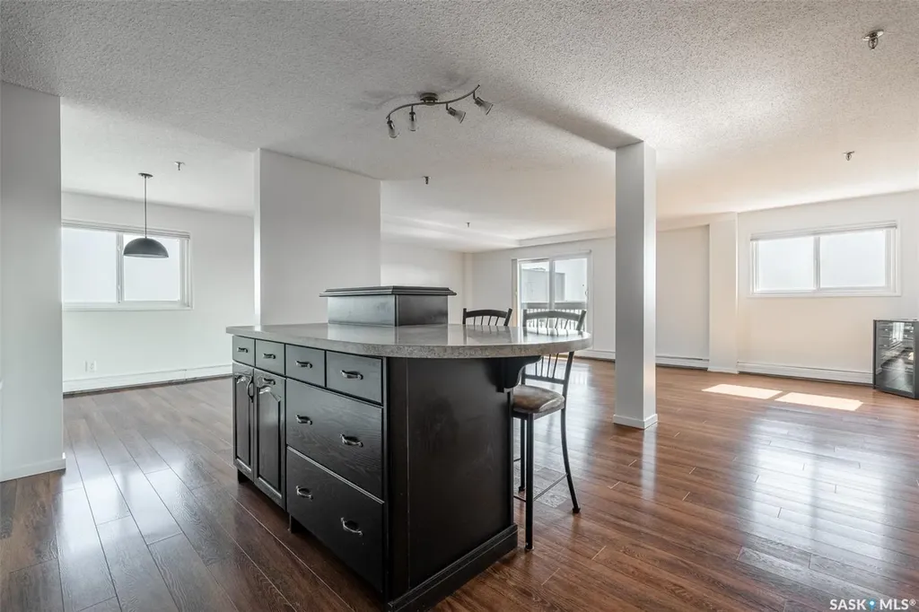 510 5th Avenue Saskatoon SK S7S 2R2