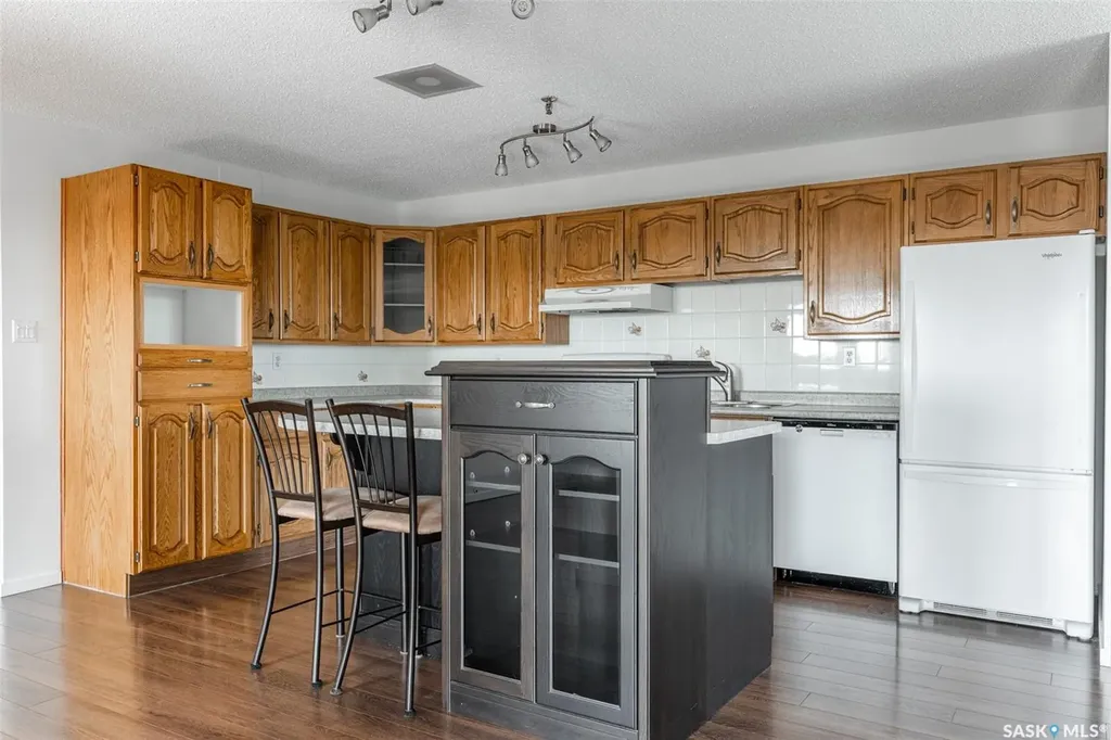510 5th Avenue Saskatoon SK S7S 2R2