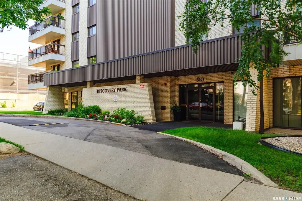 510 5th Avenue Saskatoon SK S7S 2R2