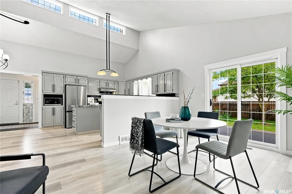 746 Wilkinson Way Saskatoon SK S7N 3L5