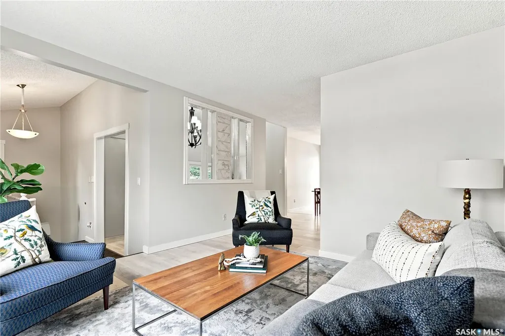 746 Wilkinson Way Saskatoon SK S7N 3L5