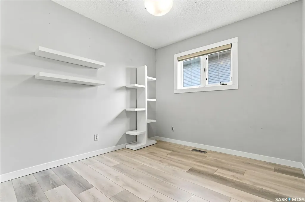 746 Wilkinson Way Saskatoon SK S7N 3L5