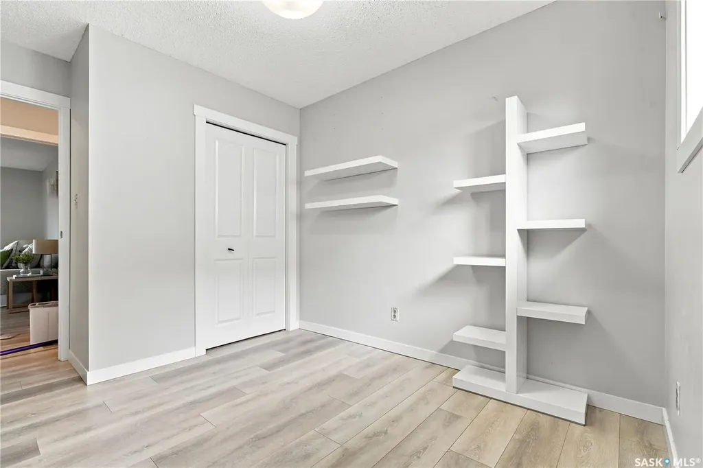 746 Wilkinson Way Saskatoon SK S7N 3L5