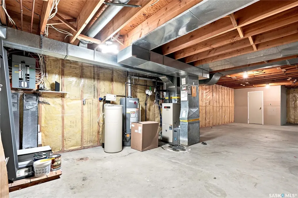746 Wilkinson Way Saskatoon SK S7N 3L5