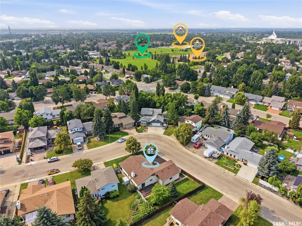 746 Wilkinson Way Saskatoon SK S7N 3L5