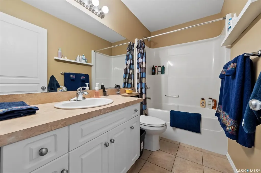 2274 Atkinson Street Regina SK S4N 7R2