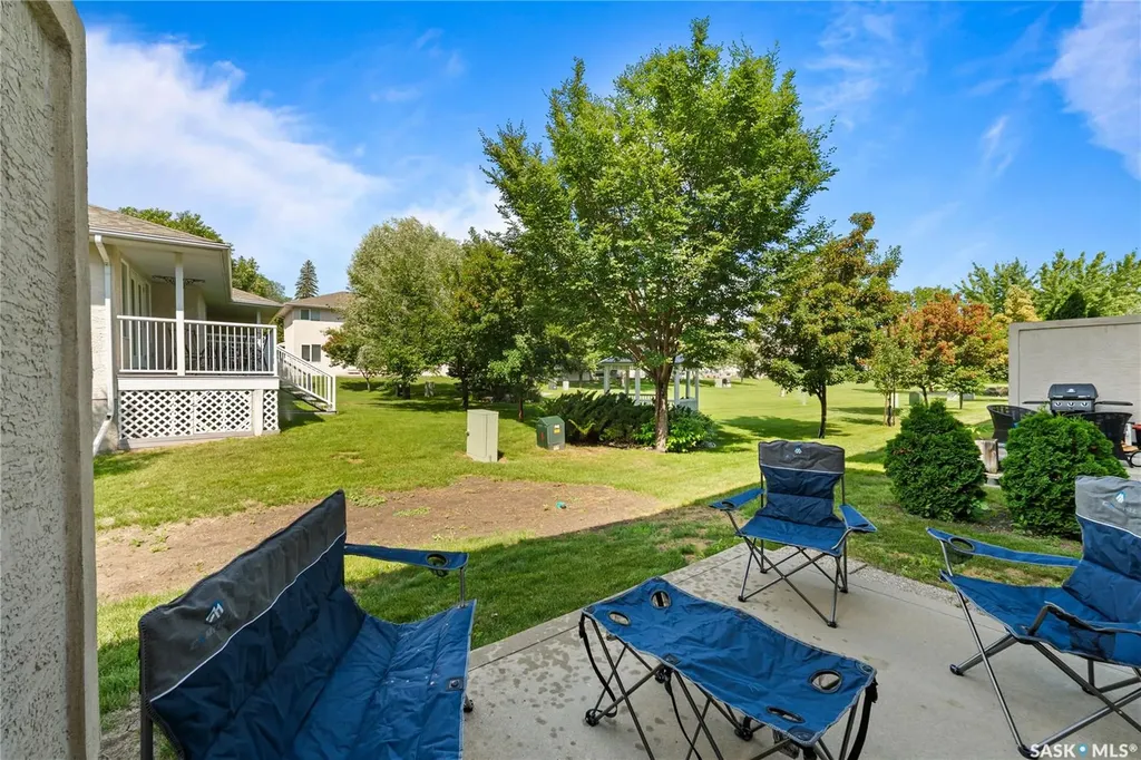 2274 Atkinson Street Regina SK S4N 7R2