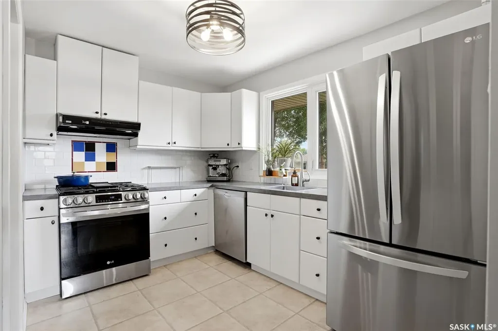 93 Martin Street Regina SK S4S 3W4