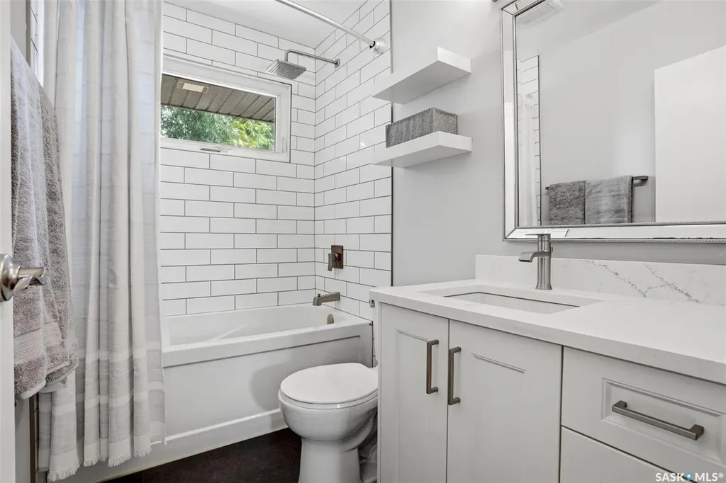 93 Martin Street Regina SK S4S 3W4