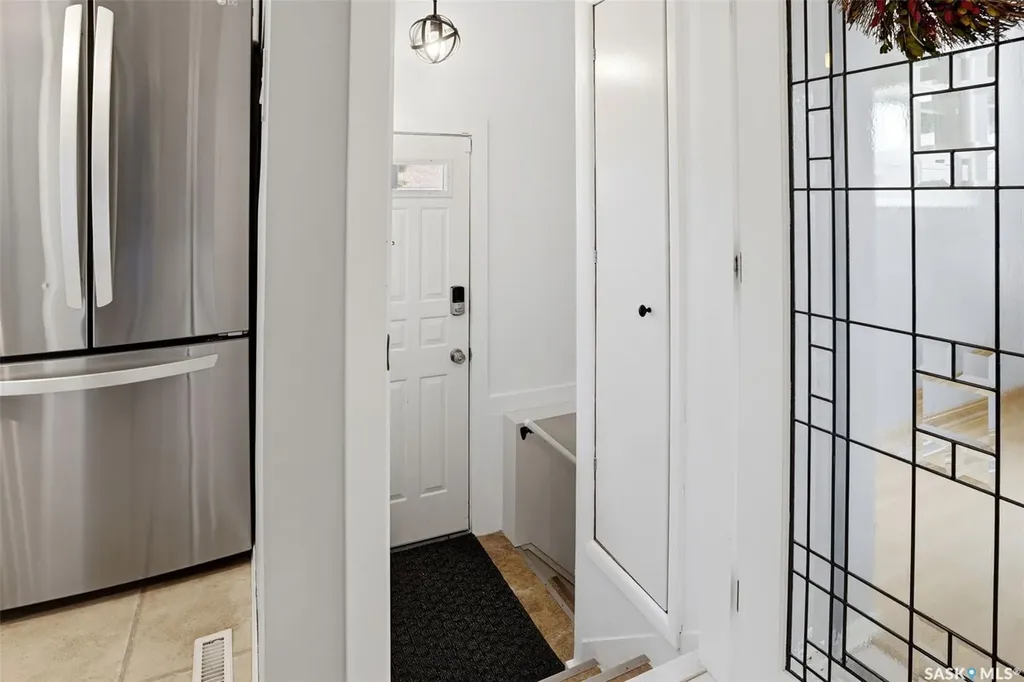 93 Martin Street Regina SK S4S 3W4