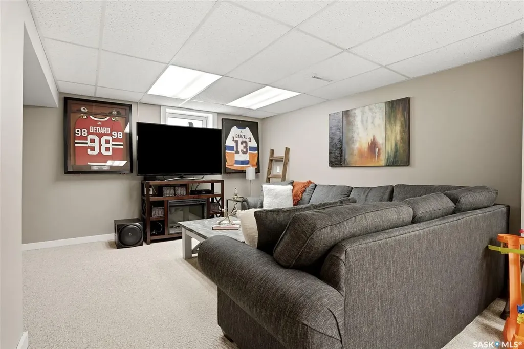 93 Martin Street Regina SK S4S 3W4