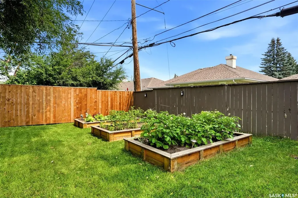 93 Martin Street Regina SK S4S 3W4