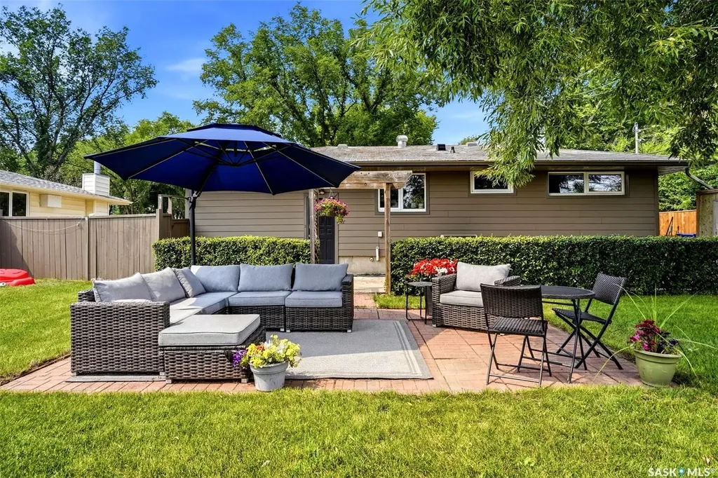 93 Martin Street Regina SK S4S 3W4