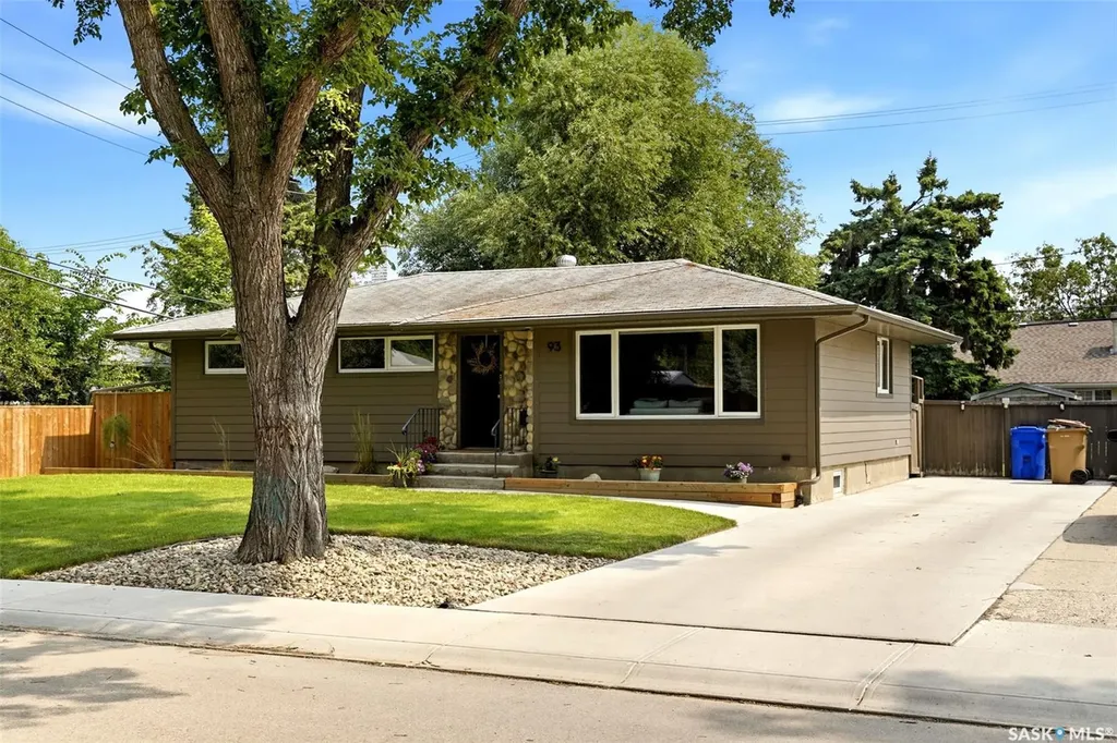 93 Martin Street Regina SK S4S 3W4