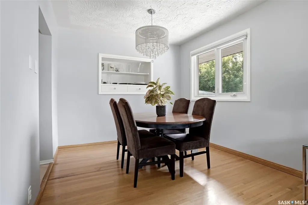 93 Martin Street Regina SK S4S 3W4