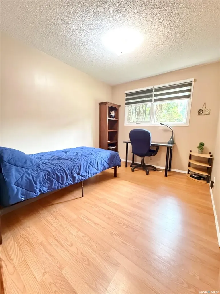 715 Brimacombe Drive Weyburn SK S4H 2P7