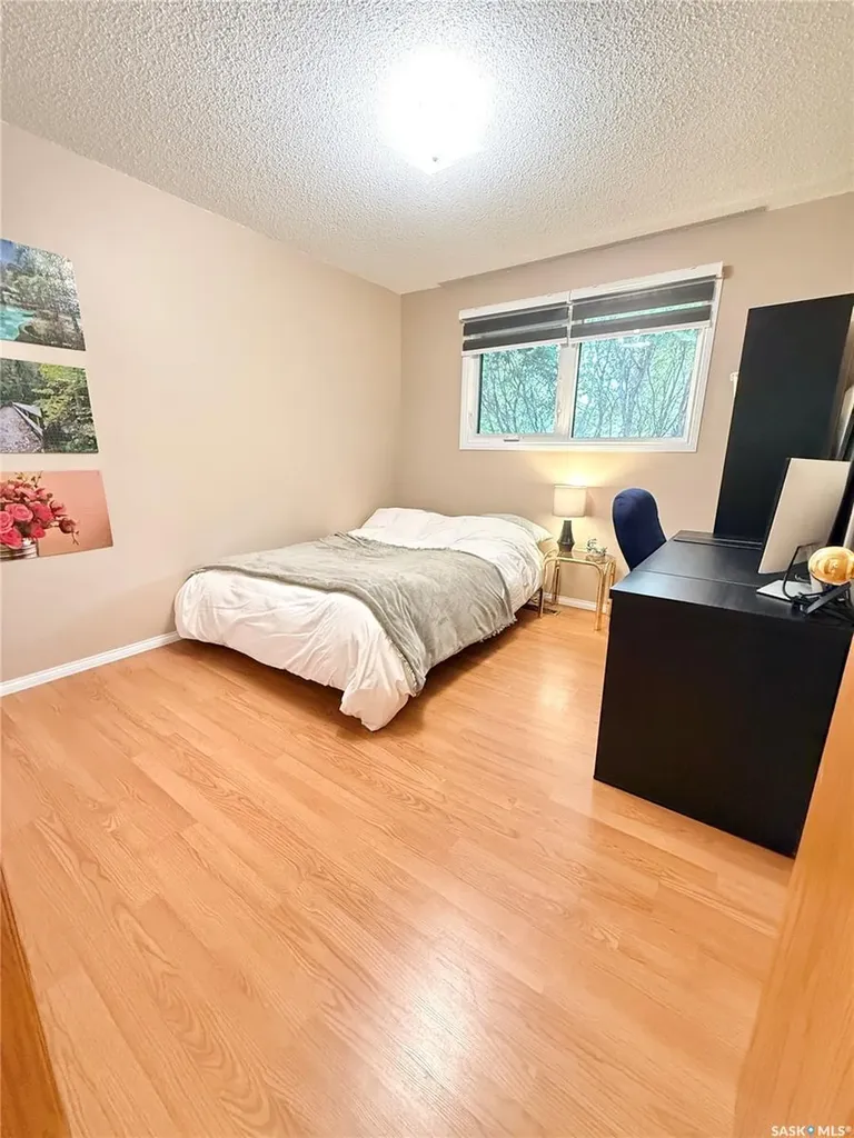 715 Brimacombe Drive Weyburn SK S4H 2P7