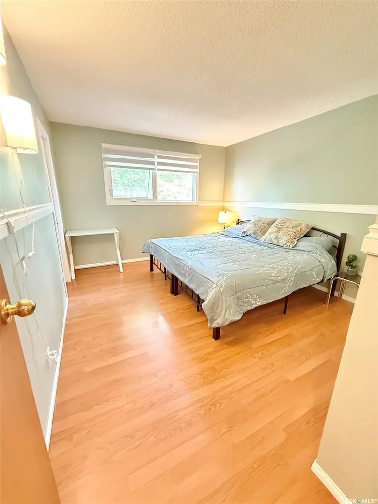 715 Brimacombe Drive Weyburn SK S4H 2P7