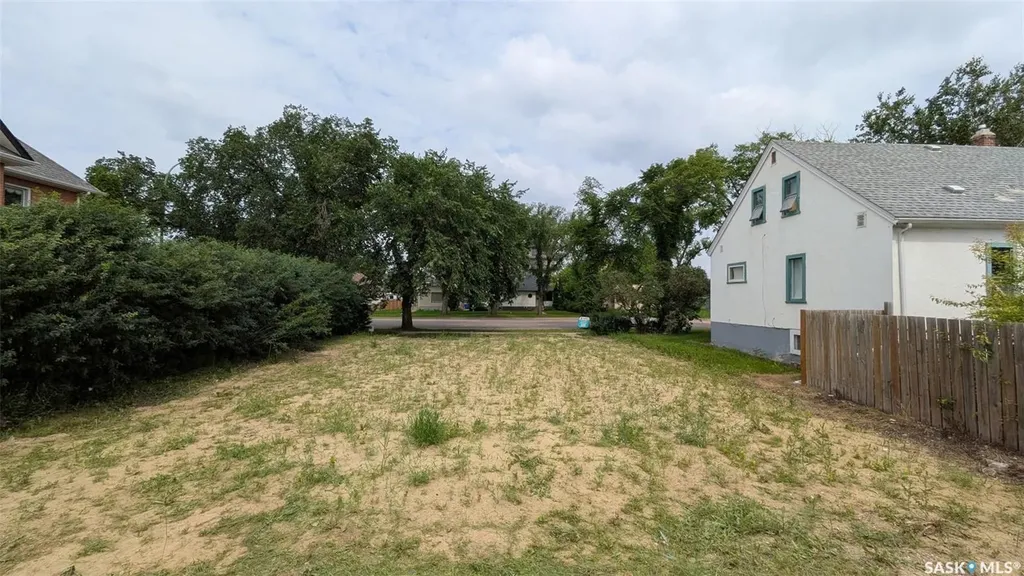 241 15th Street W Prince Albert SK S6V 3P9
