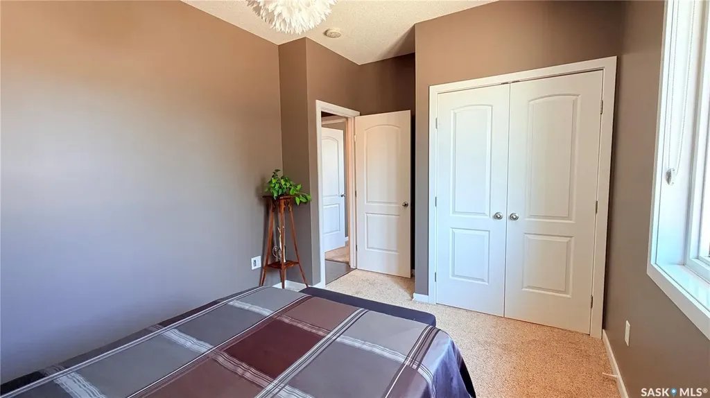 1912 Jesse Bay Estevan SK S4A 2W3