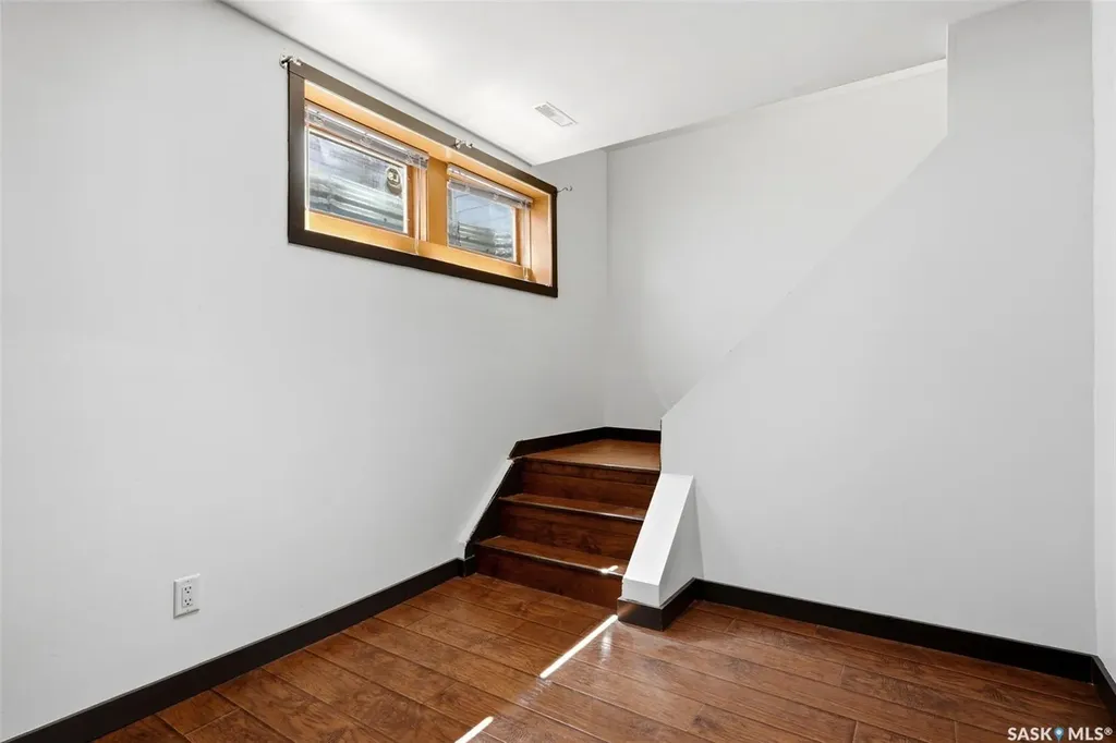 4064 Montague Street Regina SK S4S 3K2