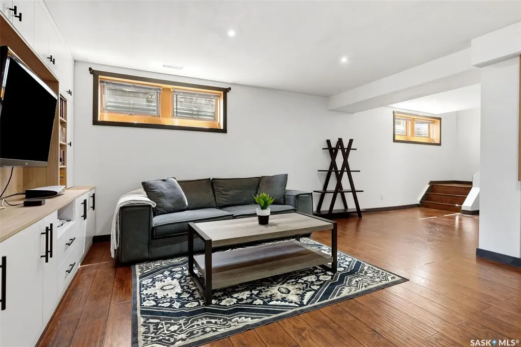 4064 Montague Street Regina SK S4S 3K2