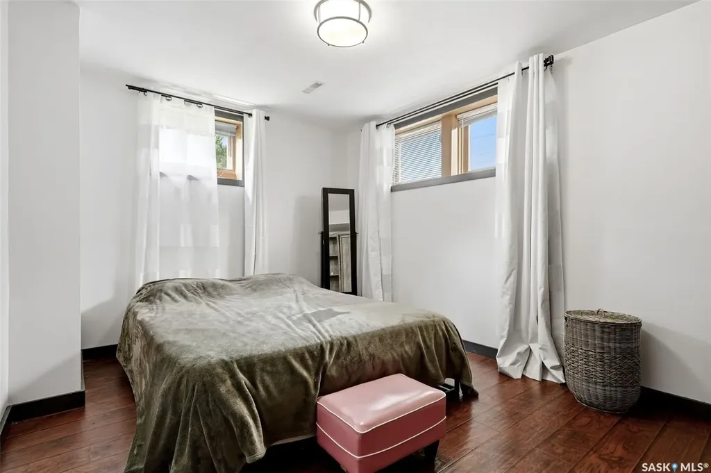 4064 Montague Street Regina SK S4S 3K2