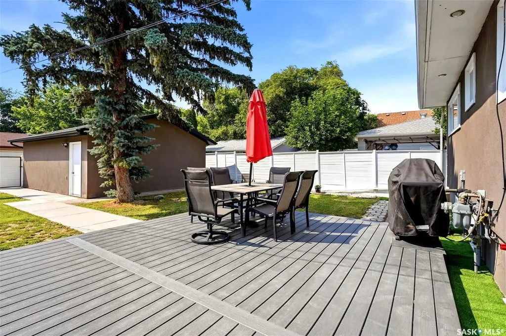 4064 Montague Street Regina SK S4S 3K2