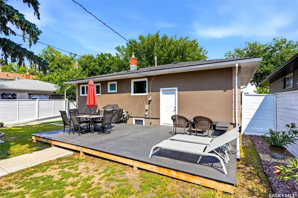 4064 Montague Street Regina SK S4S 3K2