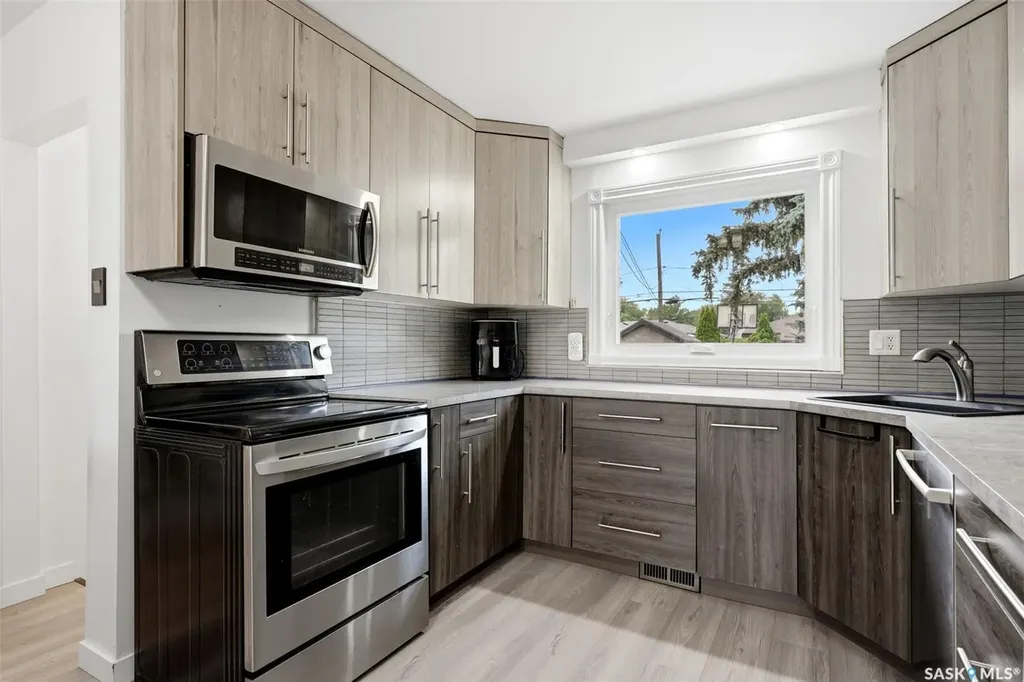 4064 Montague Street Regina SK S4S 3K2