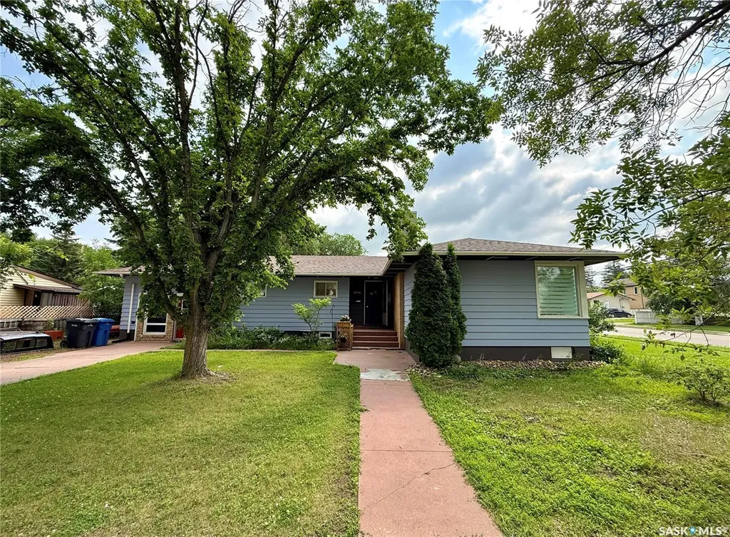 1502 97th Street North Battleford SK S9A 0K4