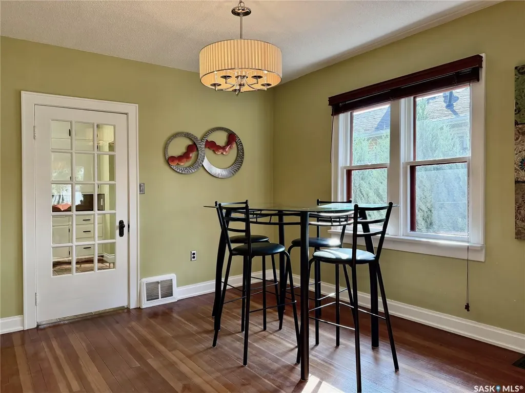 1305 2nd Street Estevan SK S4A 0M3