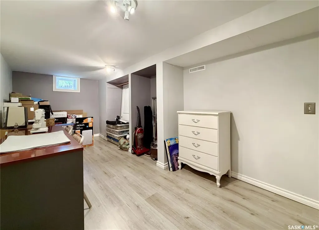 1305 2nd Street Estevan SK S4A 0M3