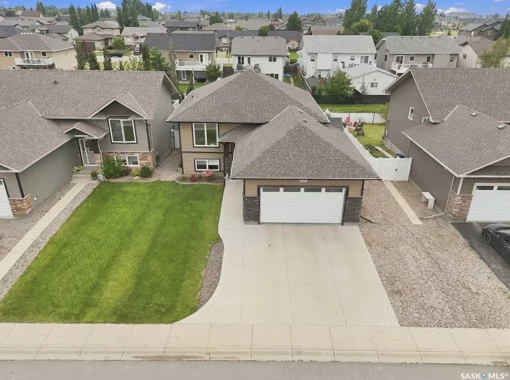 857 Reimer Road Martensville SK S0K 0A2